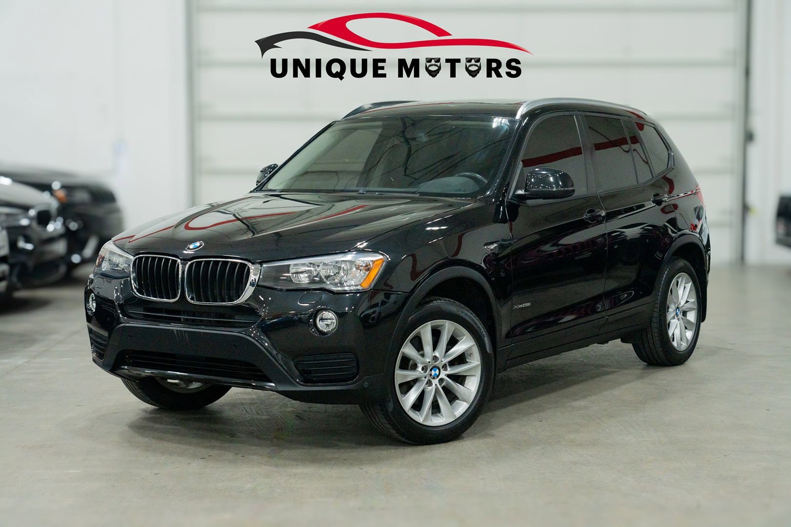 Used 2017 BMW X3 xDrive28i image 1