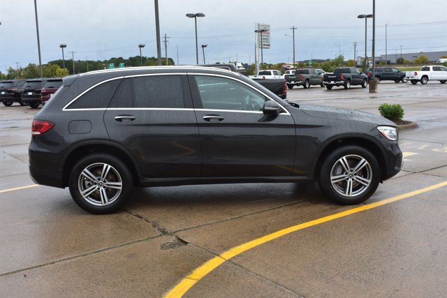 Used 2022 Mercedes-Benz GLC 300 image 4