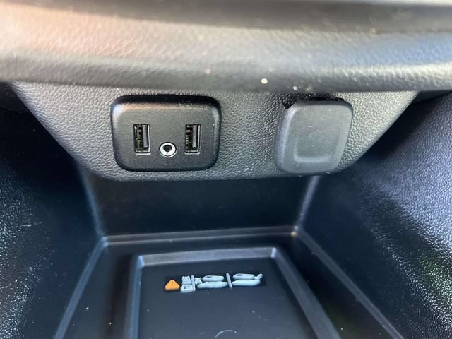 Certified 2023 Chevrolet Traverse LT FWD image 32