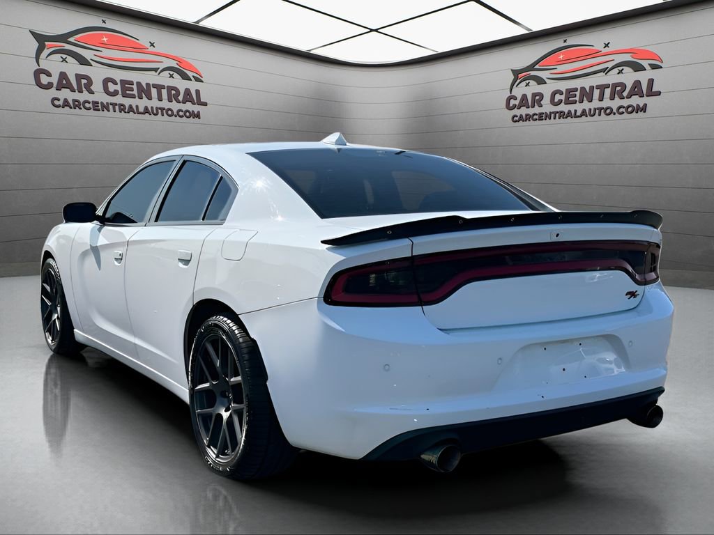 Used 2016 Dodge Charger R/T image 3