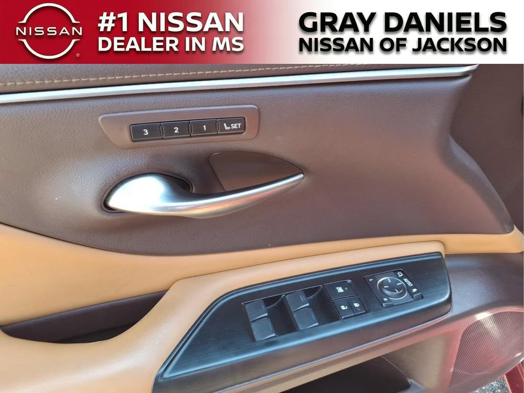 Used 2020 Lexus ES 350 w/ Premium Package FWD image 10