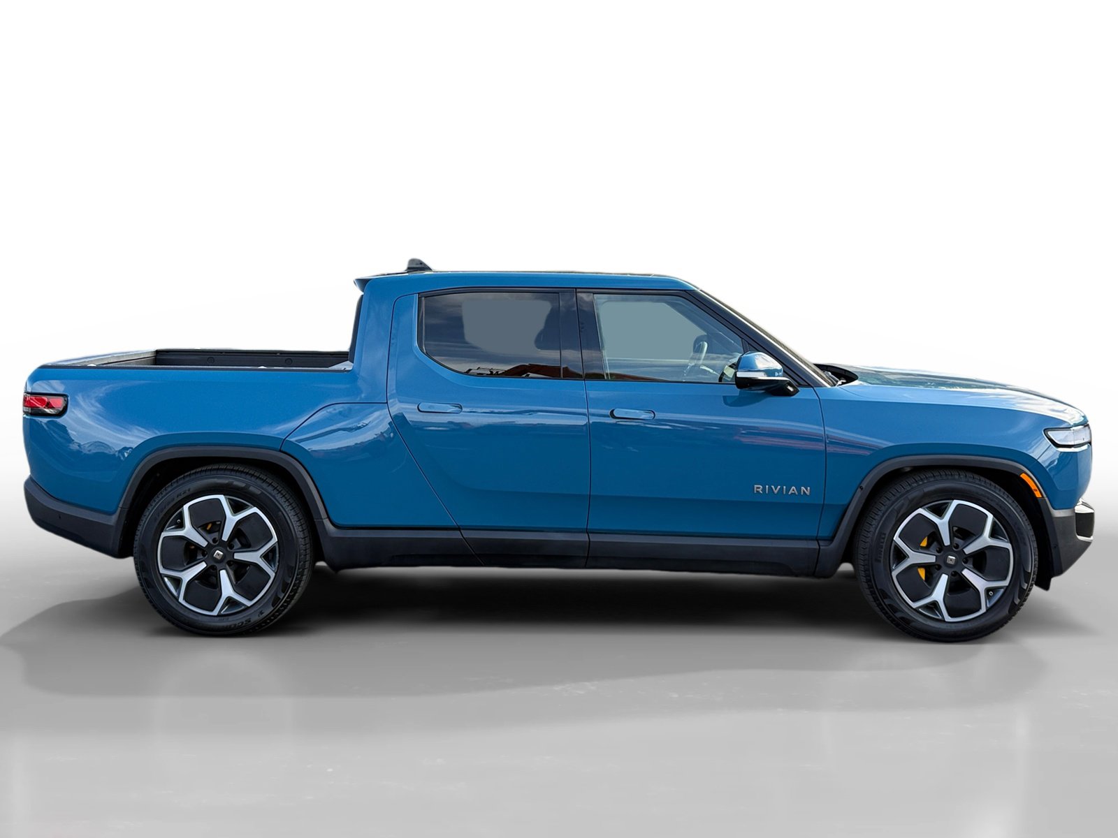 Used 2023 Rivian R1T Adventure image 6