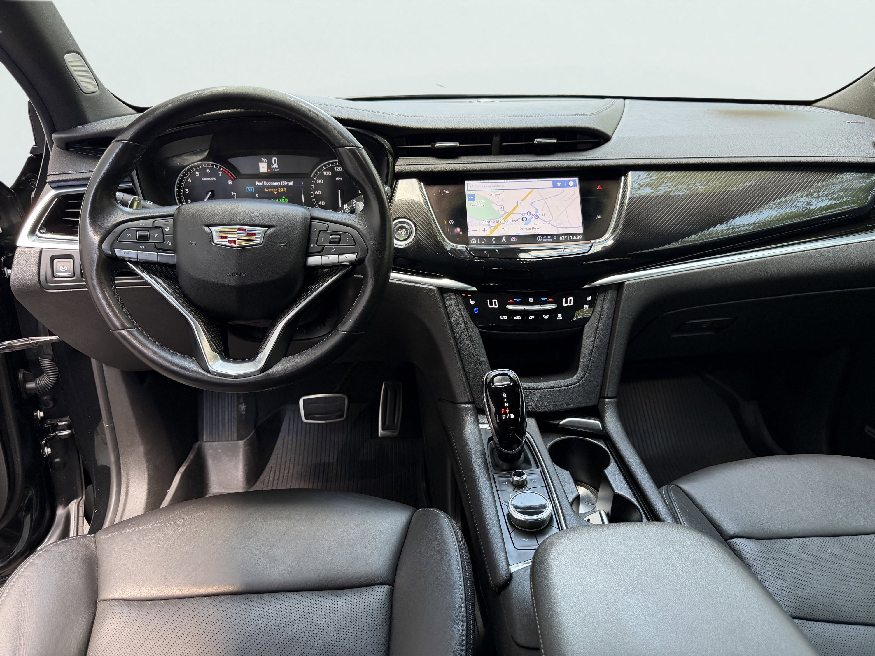 Used 2023 Cadillac XT6 Sport AWD/4WD image 2