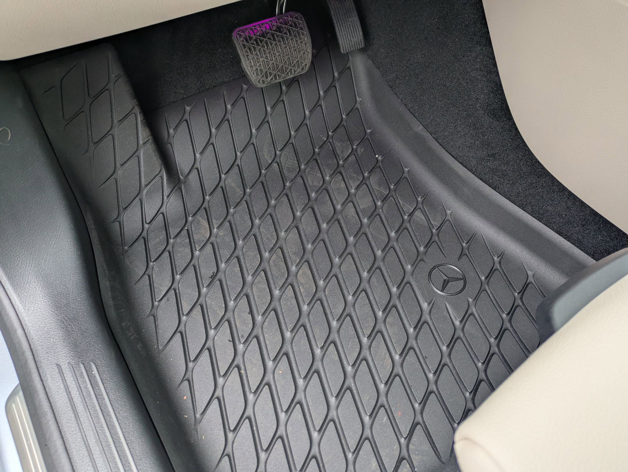 New 2026 Mercedes-Benz GLB 250 image 18