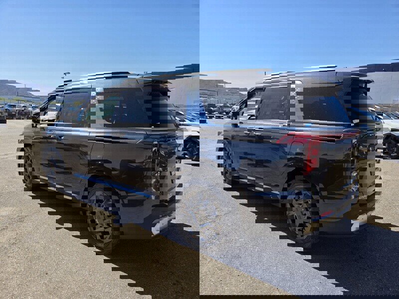 New 2026 Kia Carnival SX image 4