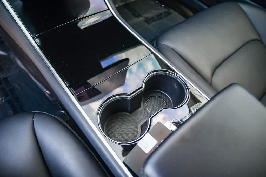 Used 2018 Tesla Model 3 Long Range RWD image 22