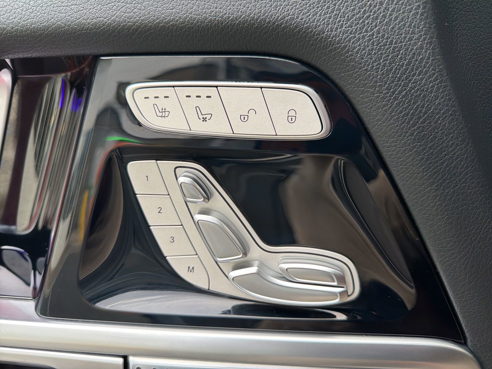 Used 2021 Mercedes-Benz G 550 image 29