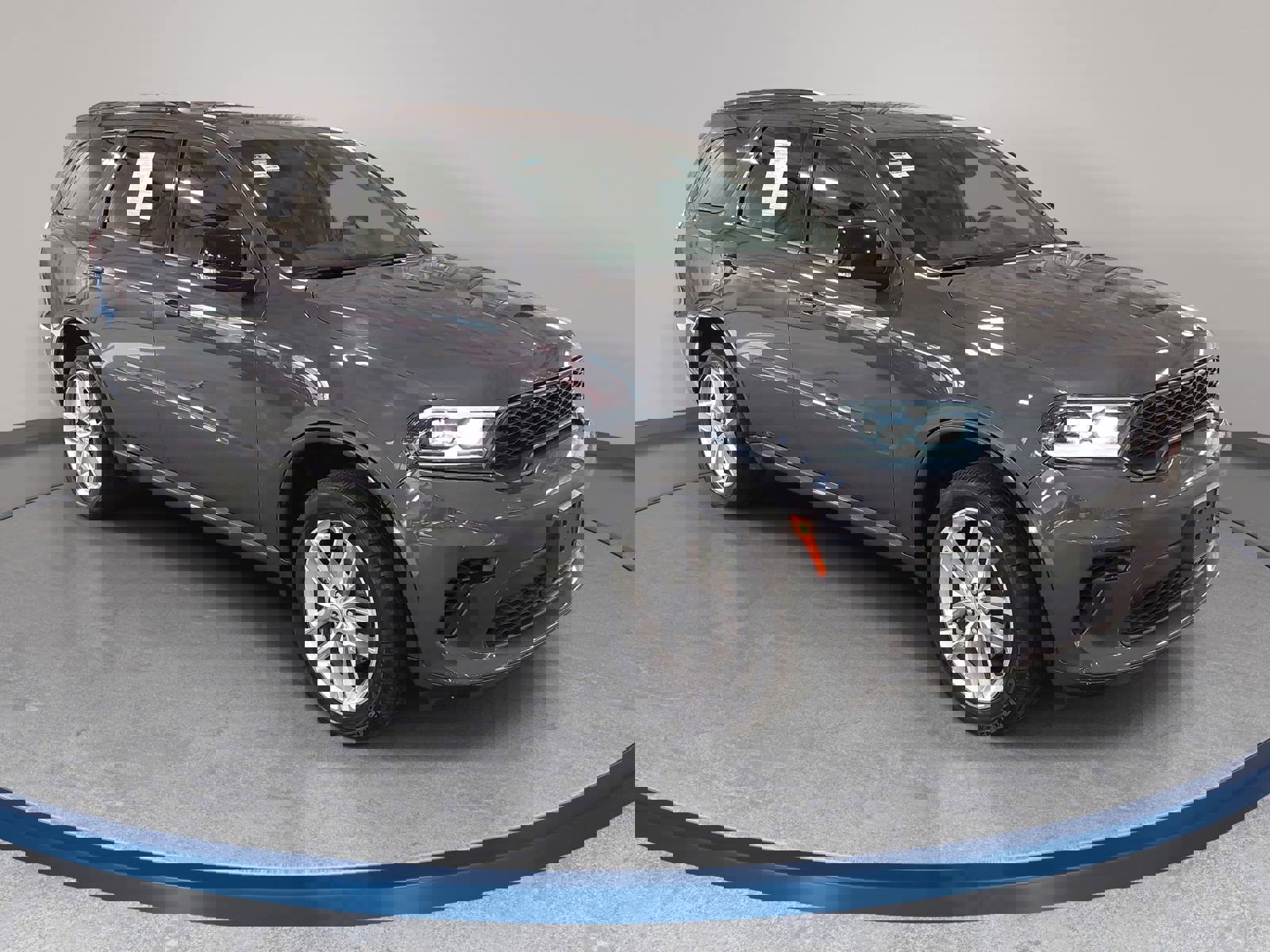 Used 2024 Dodge Durango GT image 3