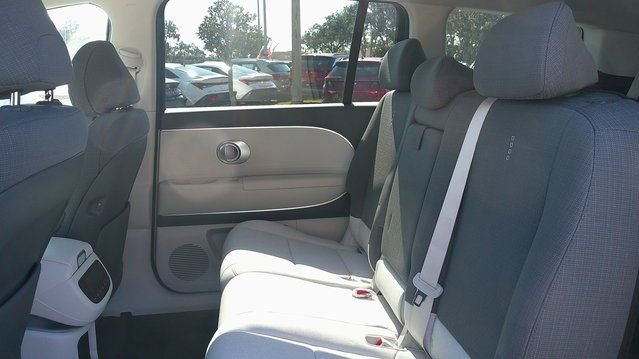 New 2026 Hyundai Ioniq 9 SE image 6