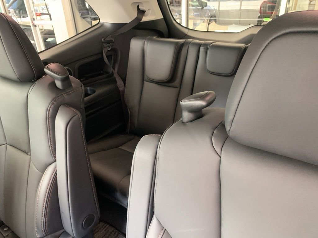 New 2026 Subaru Ascent Limited Bronze image 11