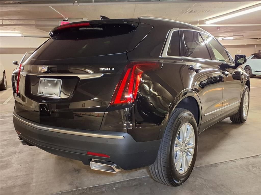 New 2026 Cadillac XT5 Luxury image 7