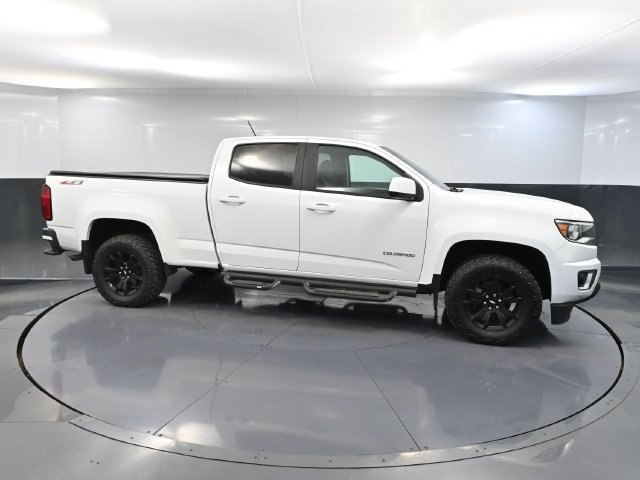 Used 2018 Chevrolet Colorado Z71 AWD/4WD image 2