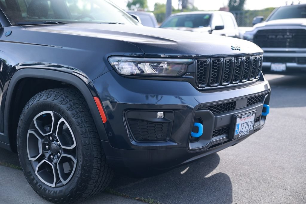 Used 2022 Jeep Grand Cherokee Trailhawk w/ Advanced Protech Group II AWD/4WD image 7