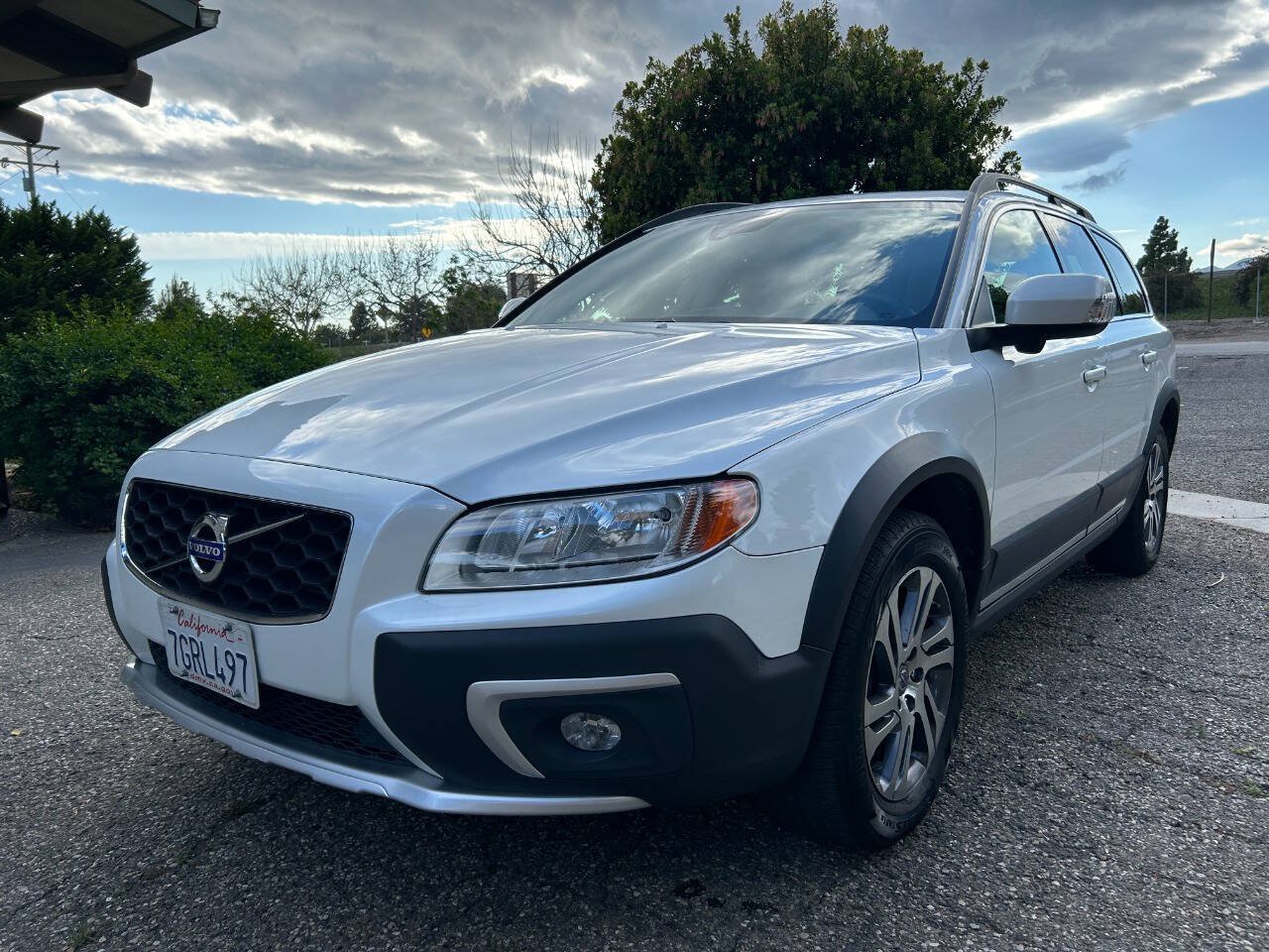 Used 2014 Volvo XC70 3.2 FWD image 1