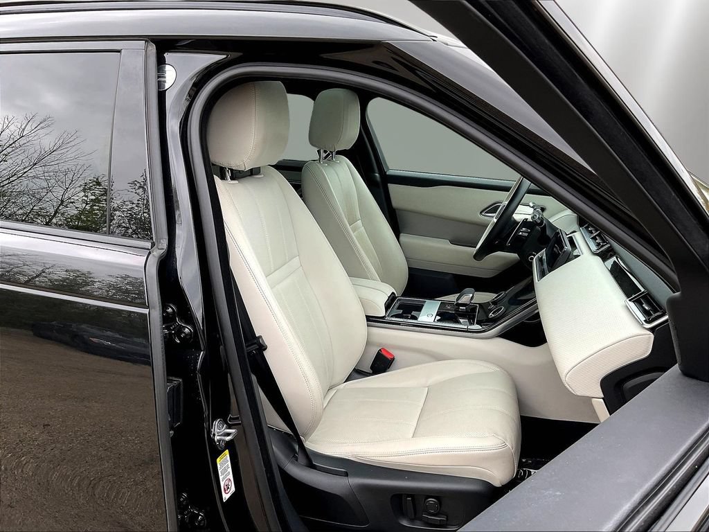 Used 2022 Land Rover Range Rover Velar R-Dynamic S AWD/4WD image 29