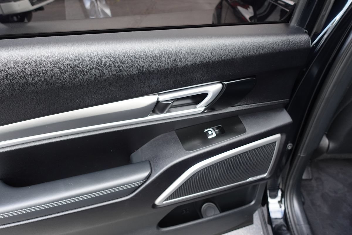 Used 2020 Kia Telluride LX AWD/4WD image 23