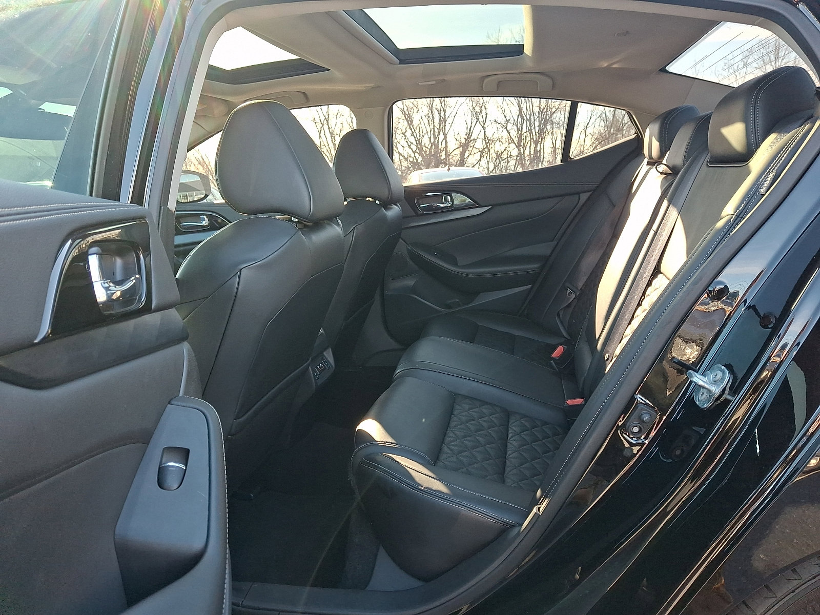 Certified 2022 Nissan Maxima Platinum w/ Sport Mat Group image 10