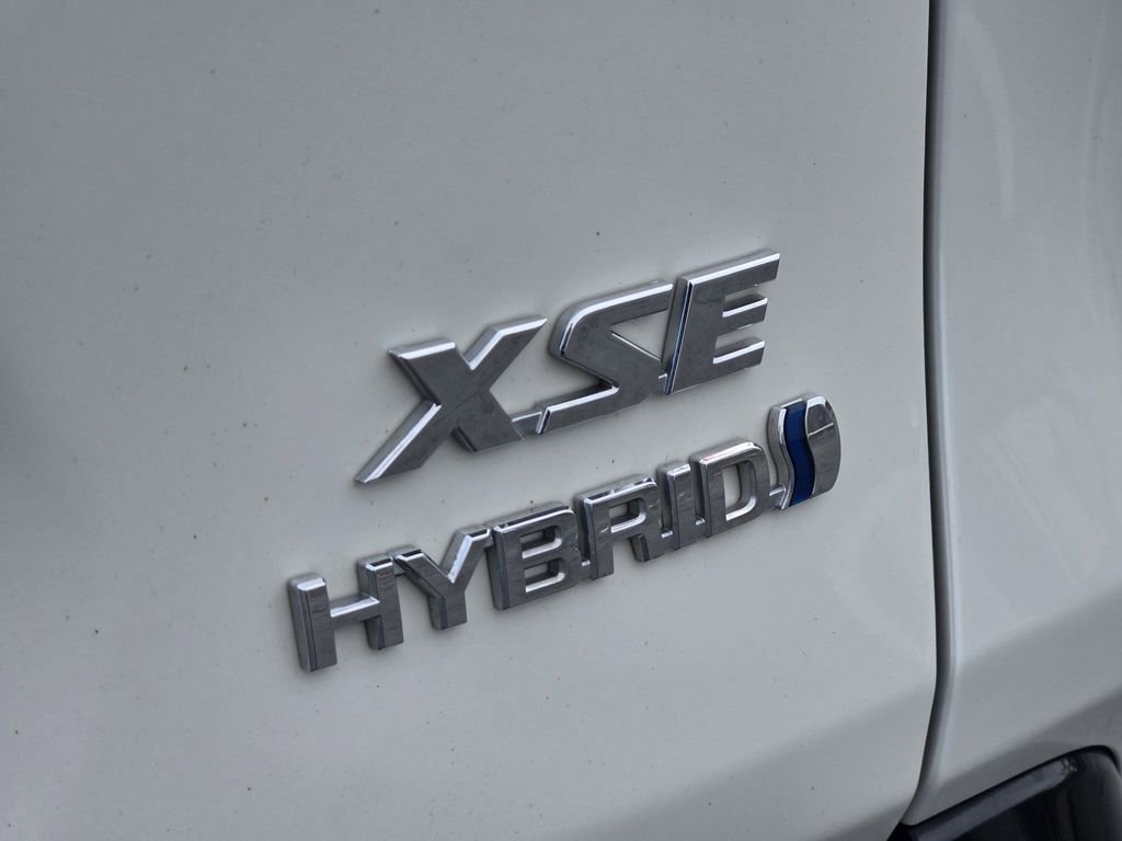 Used 2019 Toyota RAV4 XSE w/ All Weather Liner Package AWD/4WD image 13