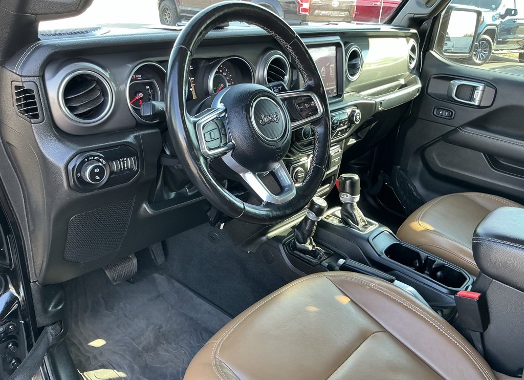 Used 2022 Jeep Gladiator Rubicon w/ Cold Weather Group image 34