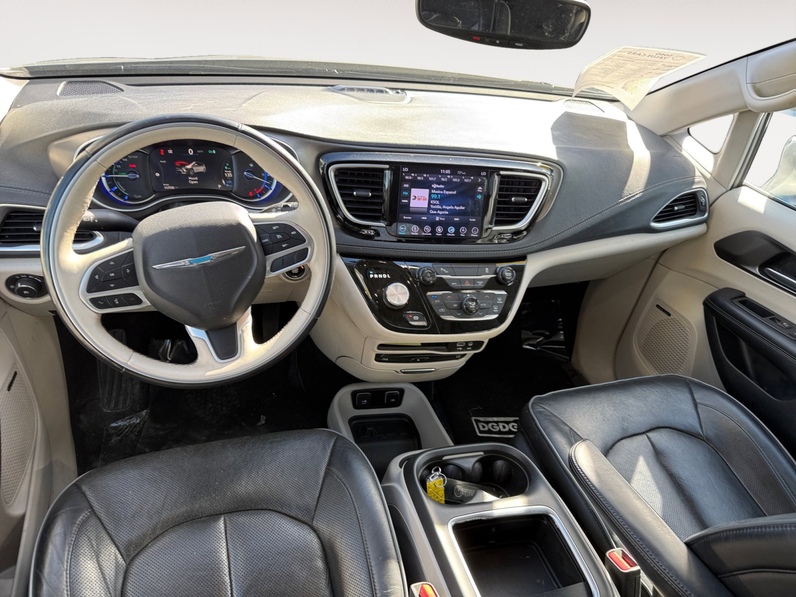 Used 2018 Chrysler Pacifica Limited image 15