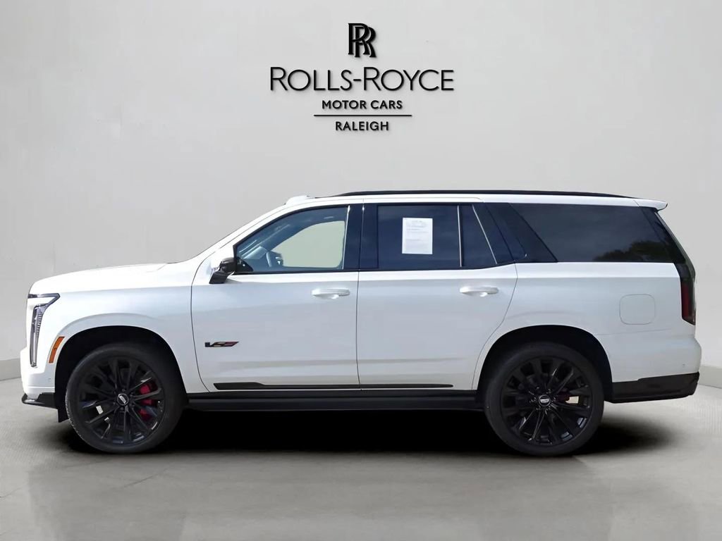 Used 2025 Cadillac Escalade V image 6