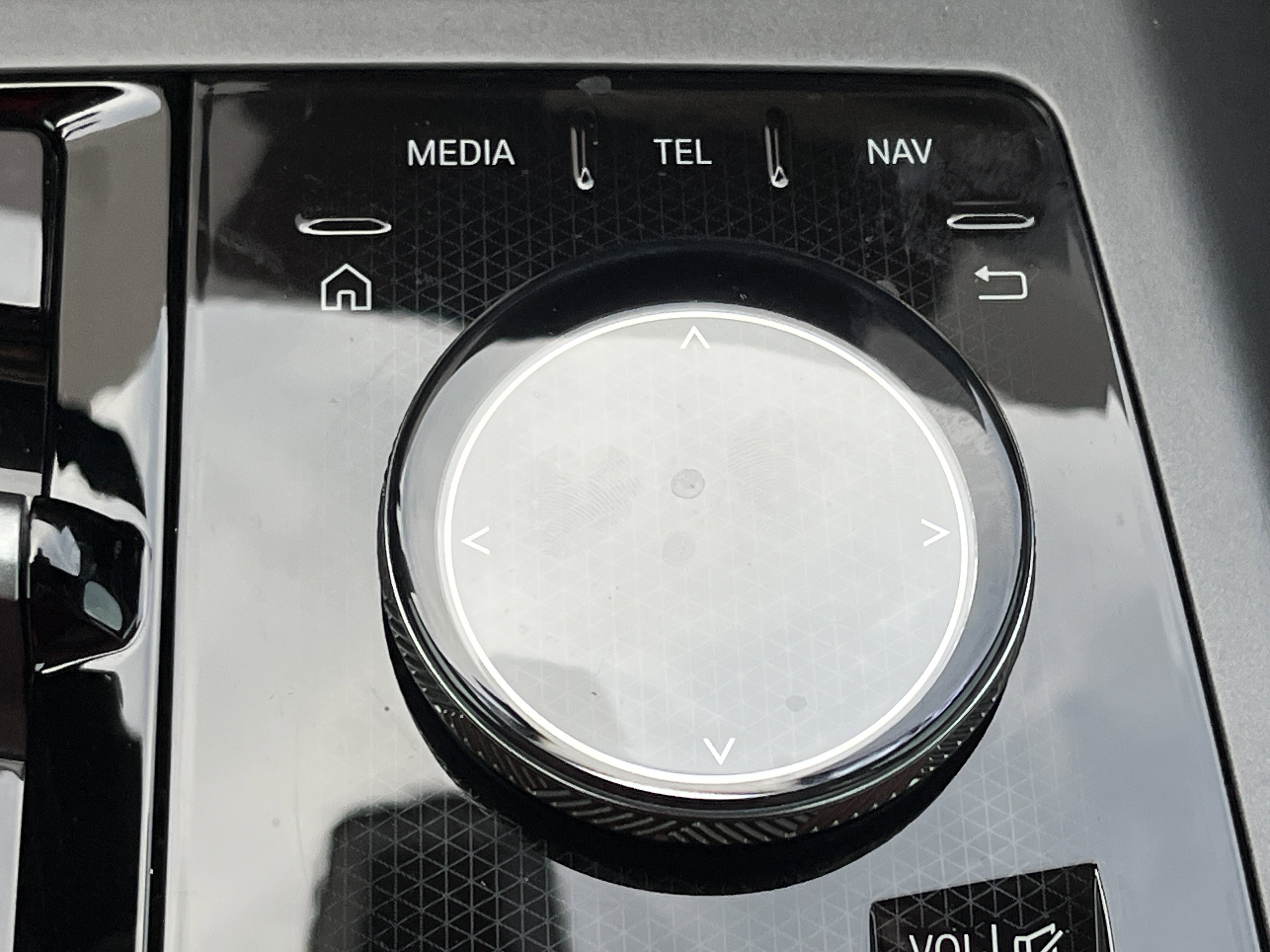 New 2026 BMW X3 xDrive30 w/ Convenience Package image 8