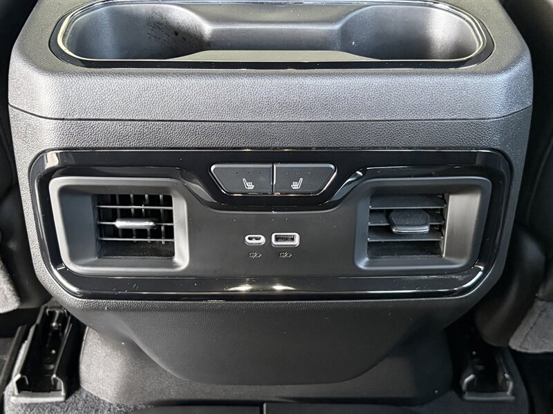 Used 2025 GMC Sierra 2500 AT4 AWD/4WD image 22