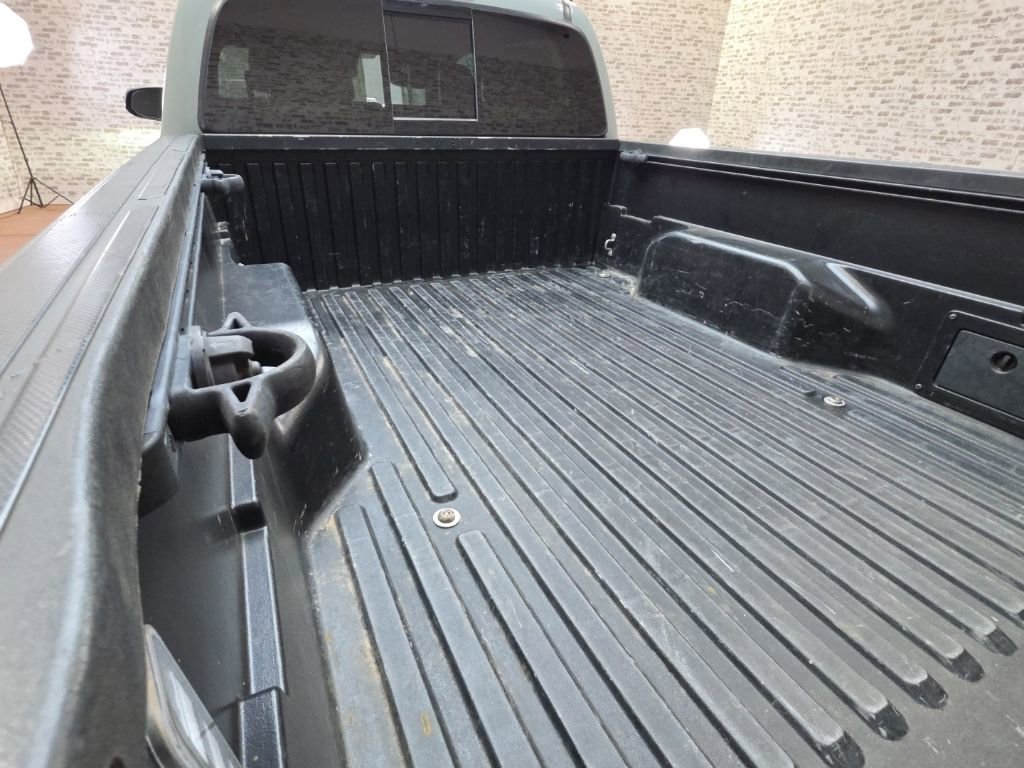 Used 2023 Toyota Tacoma TRD Sport w/ Black Out Package (TMS) image 6