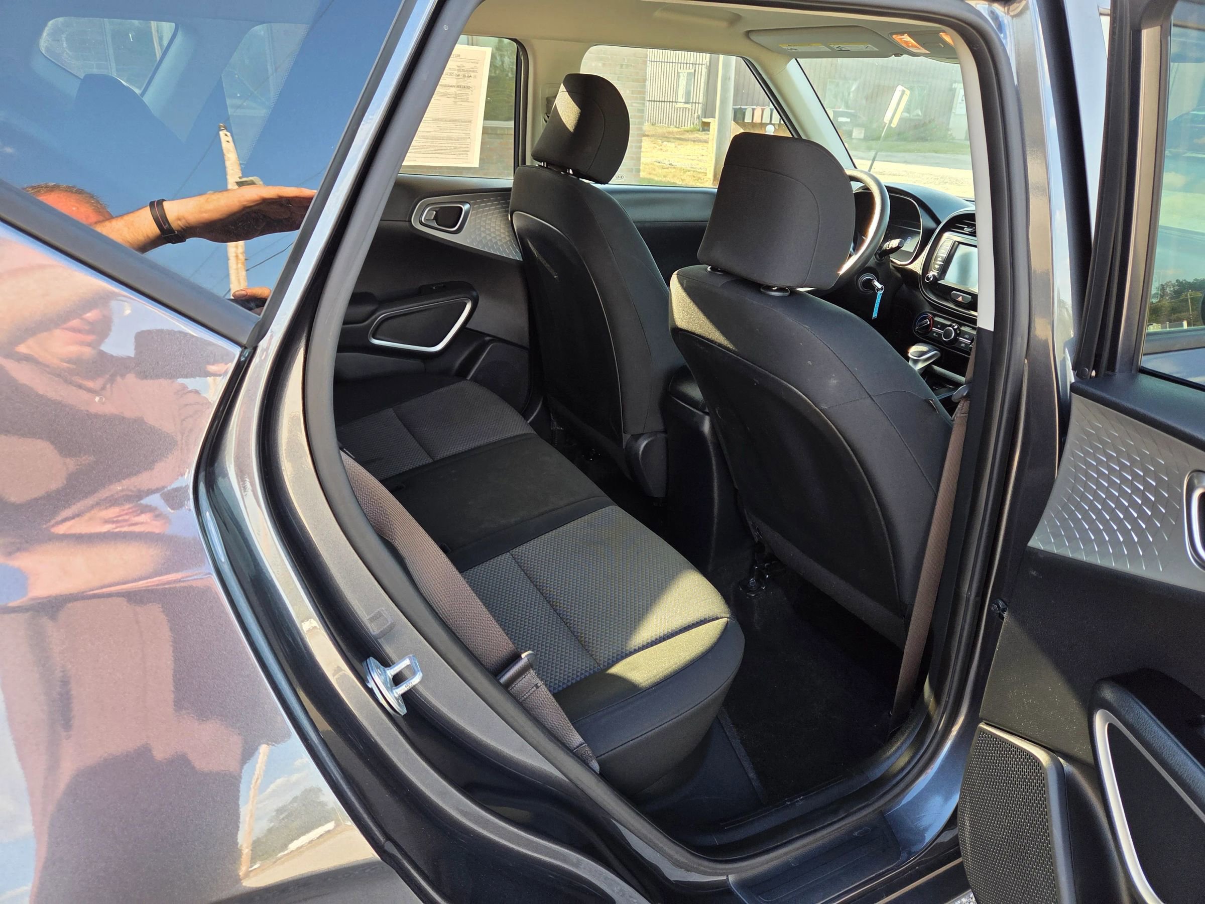 Used 2020 Kia Soul LX image 18