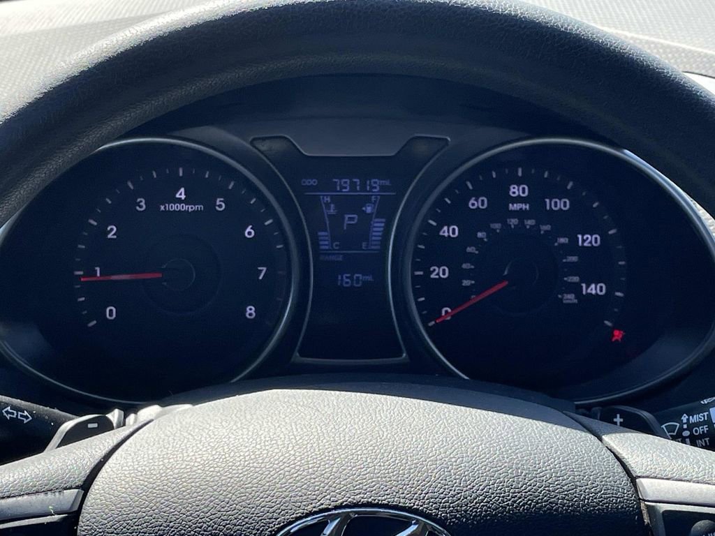 Used 2014 Hyundai Veloster image 27
