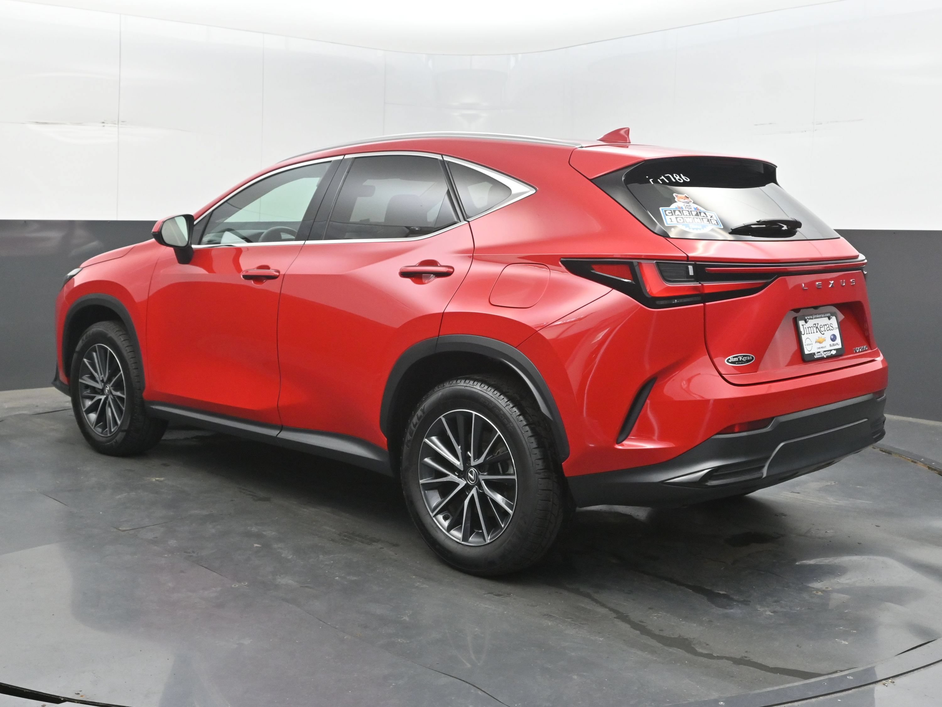 Used 2025 Lexus NX 250 FWD w/ Towing Package (2000 Lbs) image 8