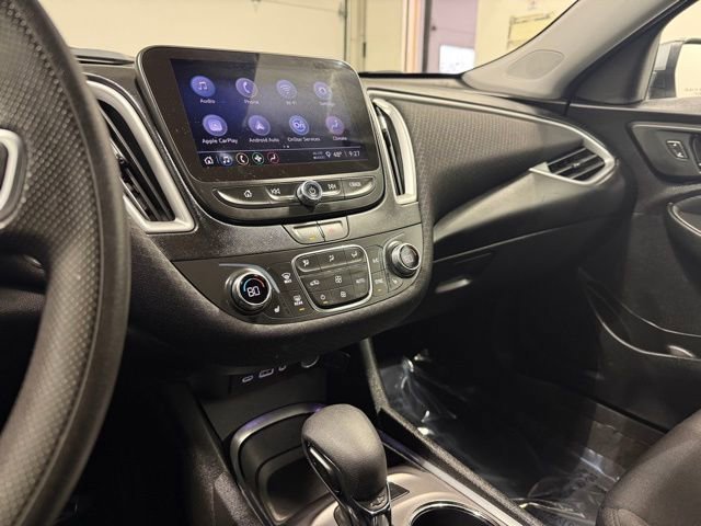 Used 2024 Chevrolet Malibu LT image 19