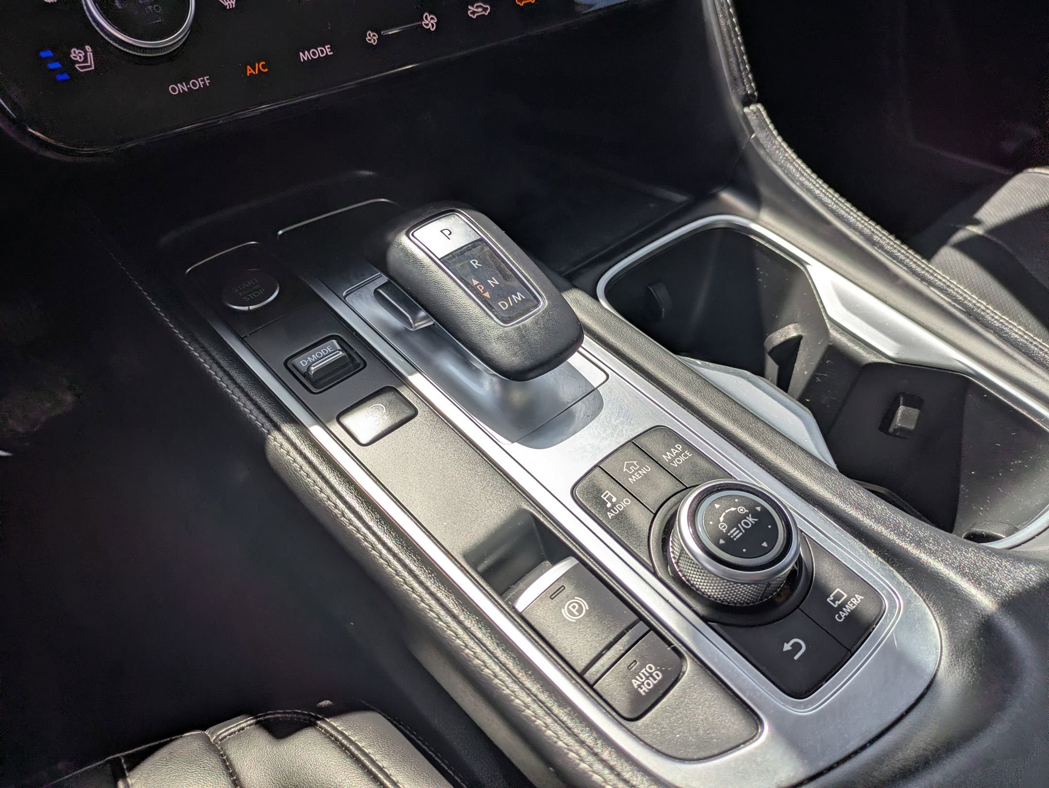 Used 2023 INFINITI QX60 Luxe w/ Performance Audio Package image 15