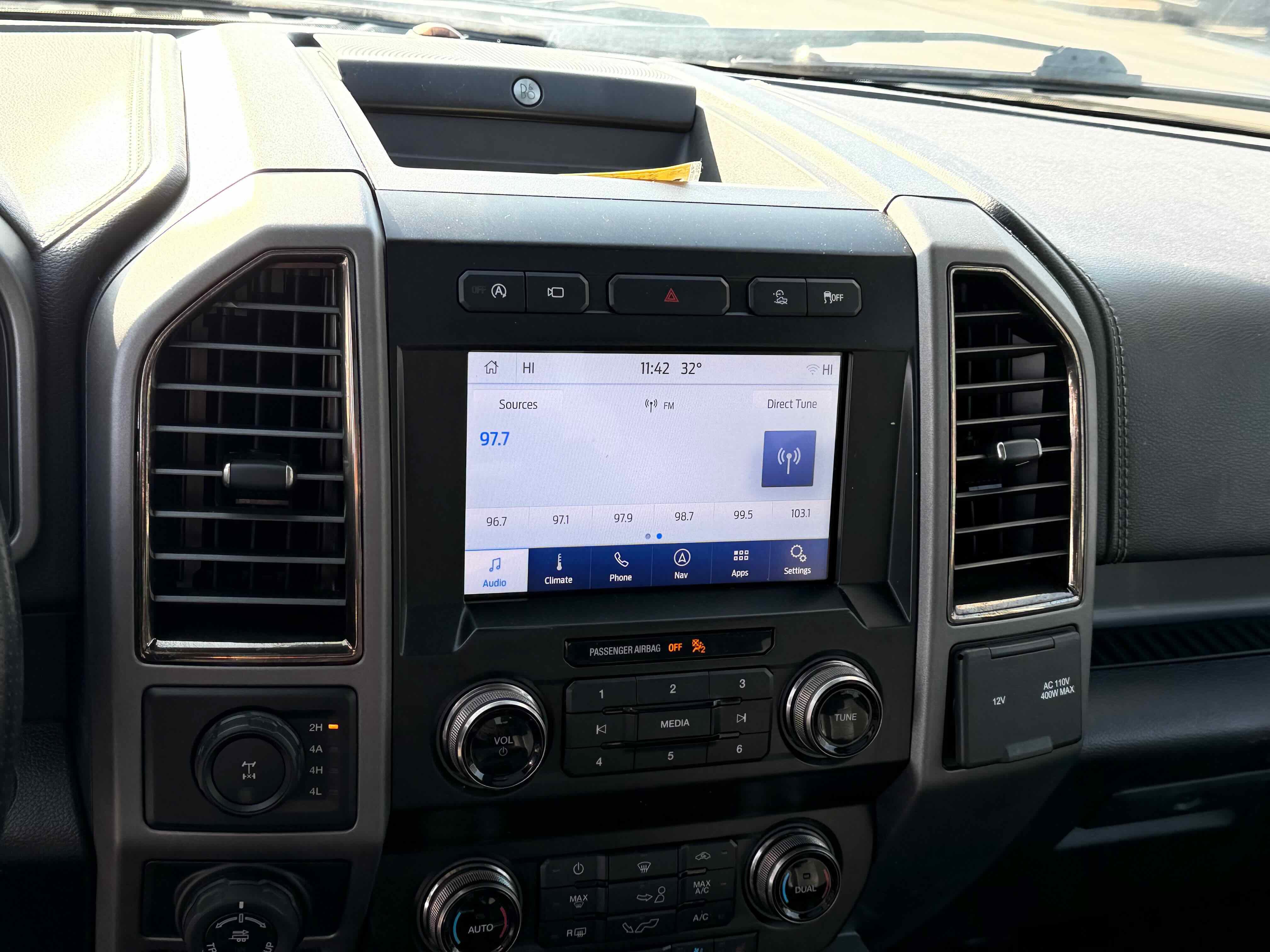 Used 2020 Ford F150 Raptor w/ Equipment Group 802A Luxury image 21