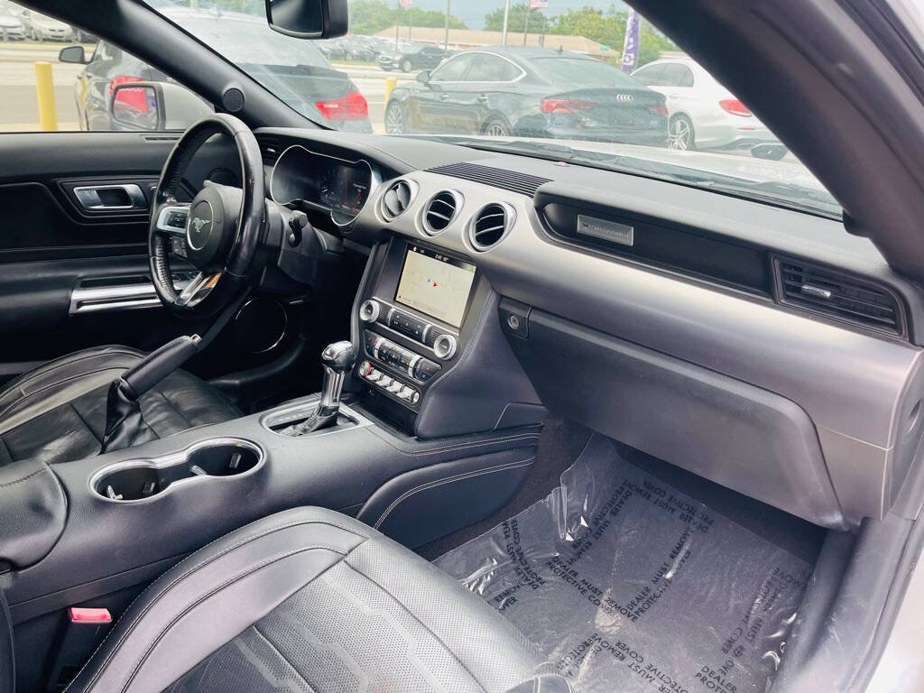 Used 2019 Ford Mustang GT Premium w/ Equipment Group 401A RWD image 26