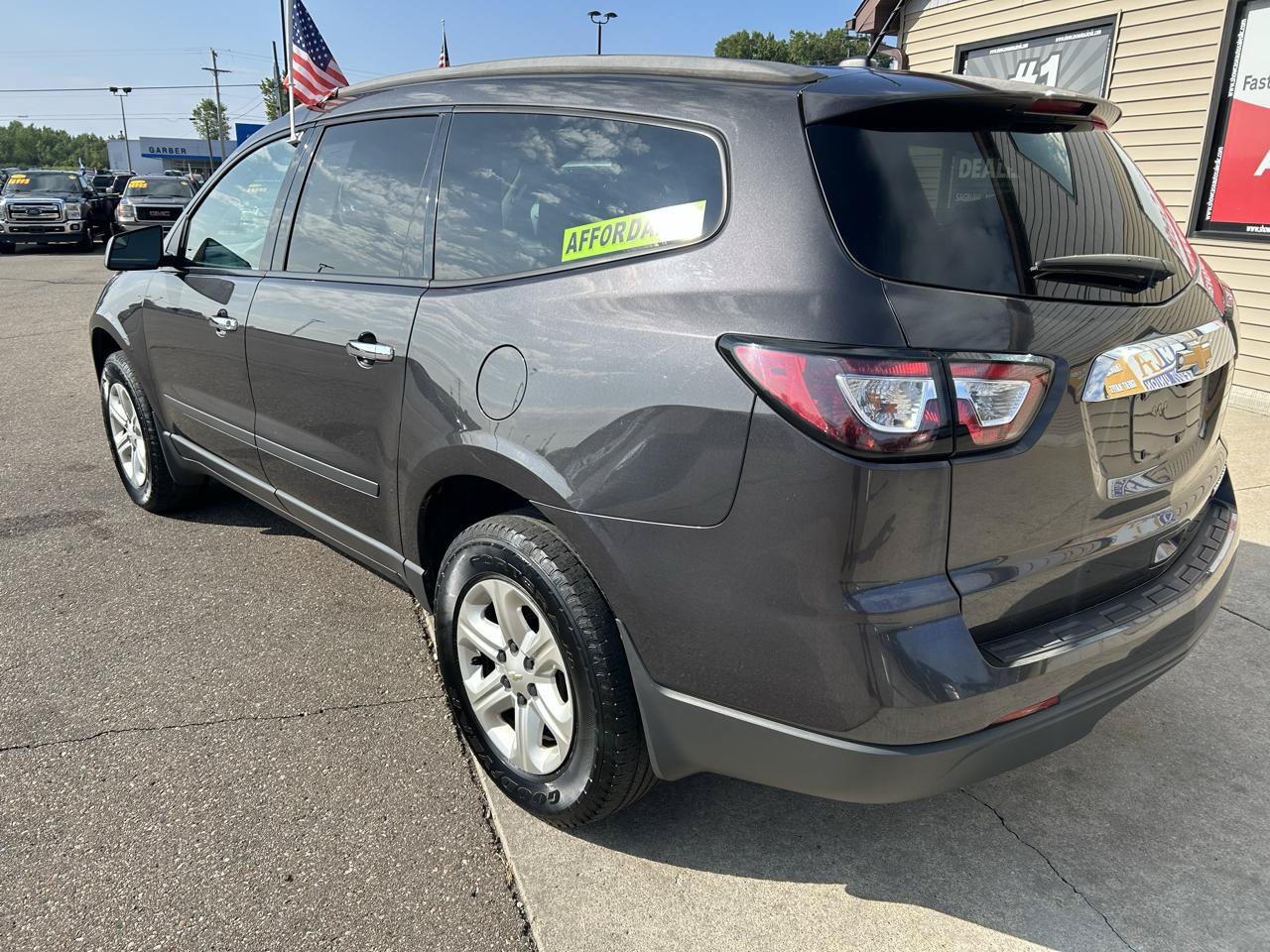 Used 2013 Chevrolet Traverse LS FWD image 7