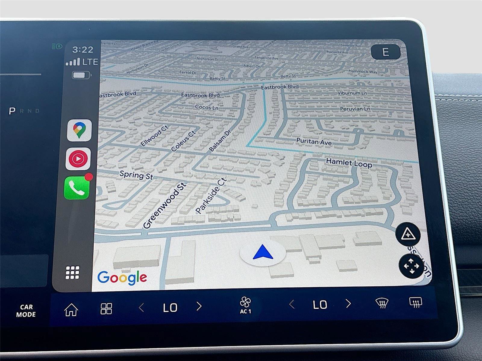 New 2025 VinFast VF 8 Eco AWD/4WD image 13