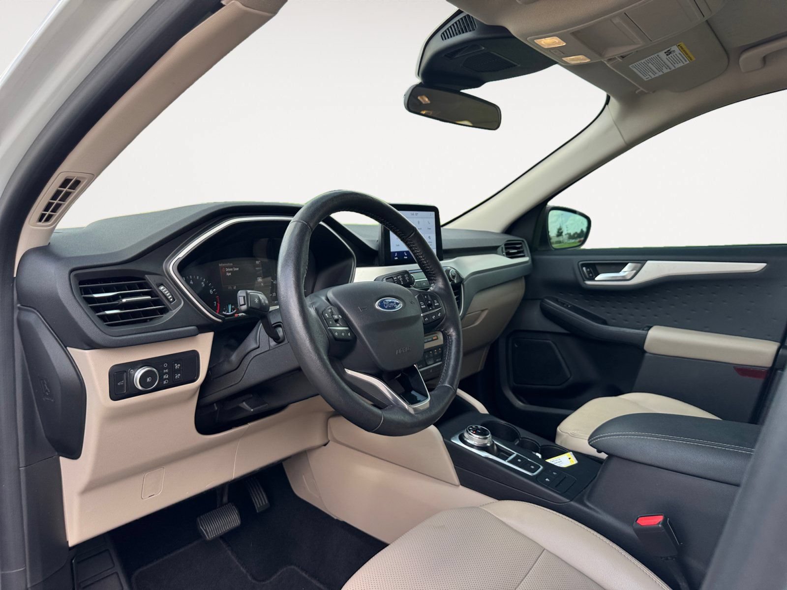 Used 2020 Ford Escape SEL FWD image 8