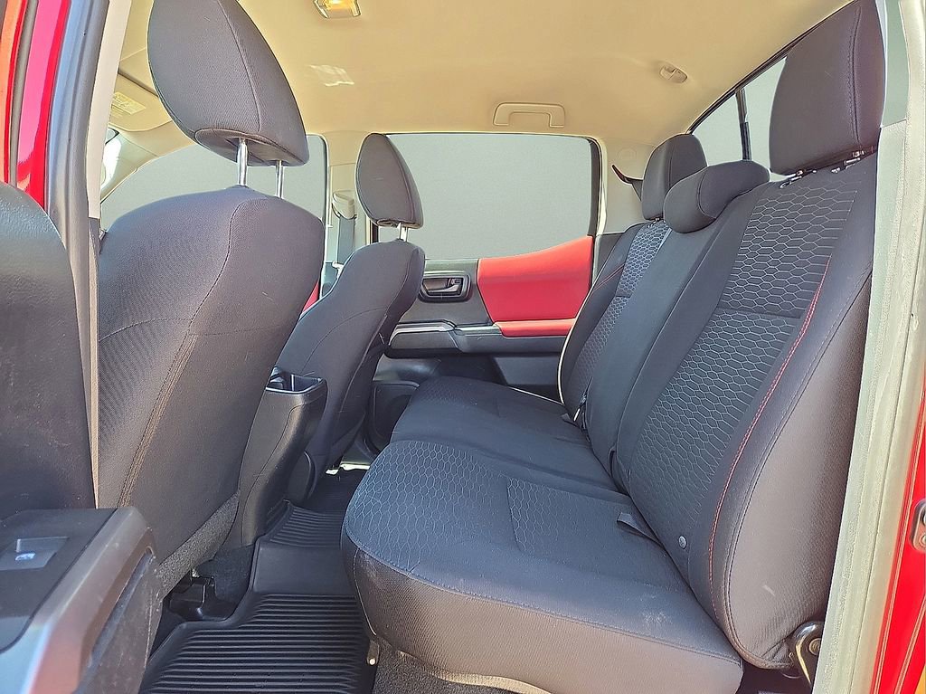 Used 2017 Toyota Tacoma SR5 w/ Tow Package image 16