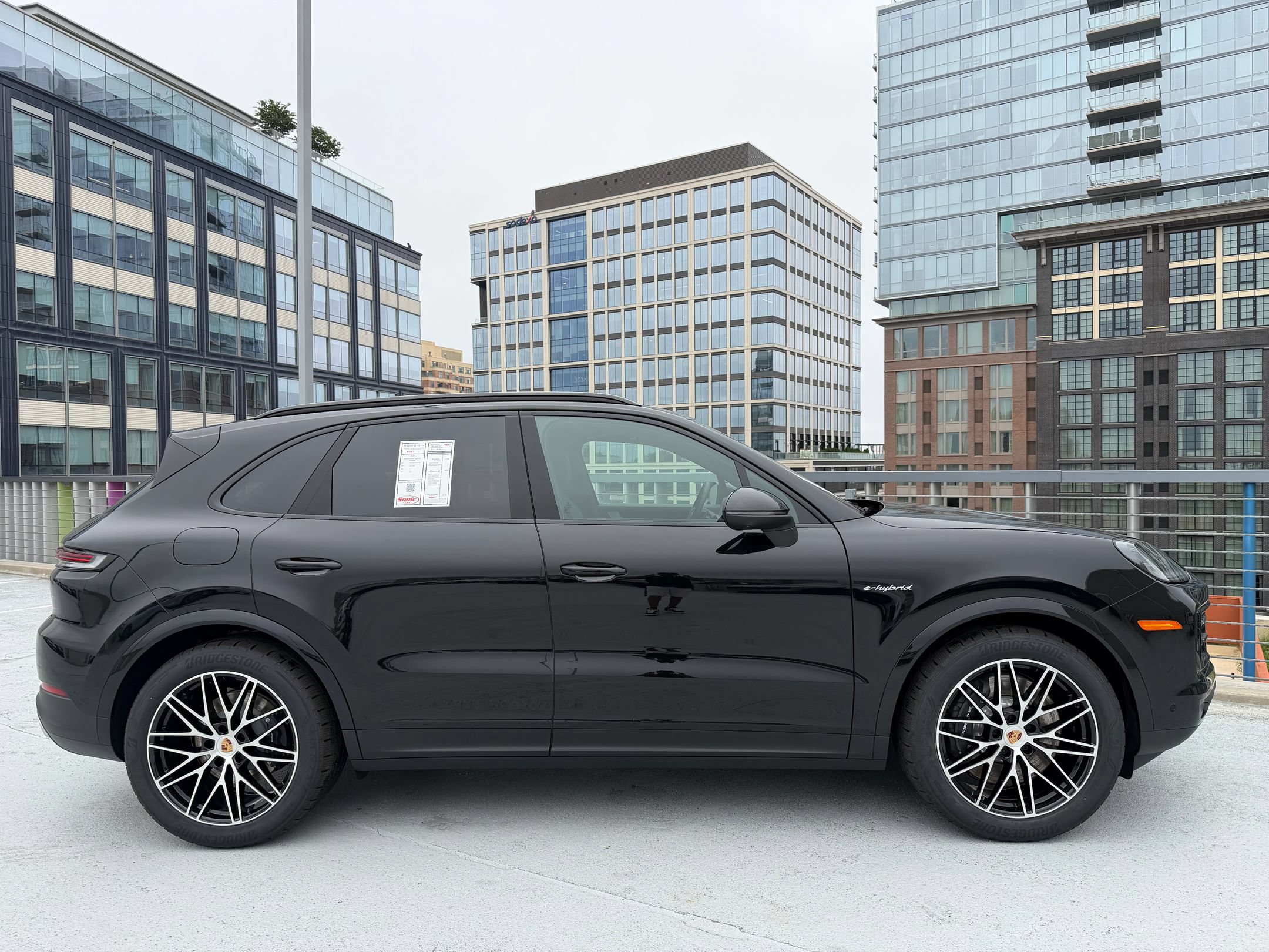 New 2026 Porsche Cayenne E-Hybrid AWD/4WD image 8