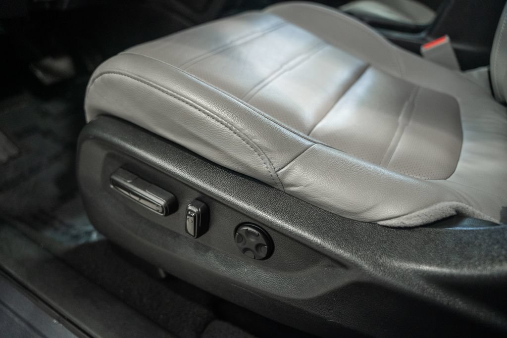 Used 2019 Honda CR-V EX-L image 30