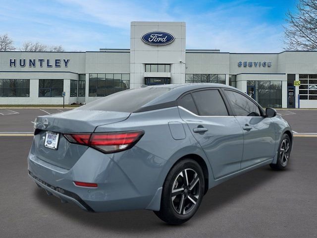 Used 2025 Nissan Sentra SV w/ Trunk Package image 5