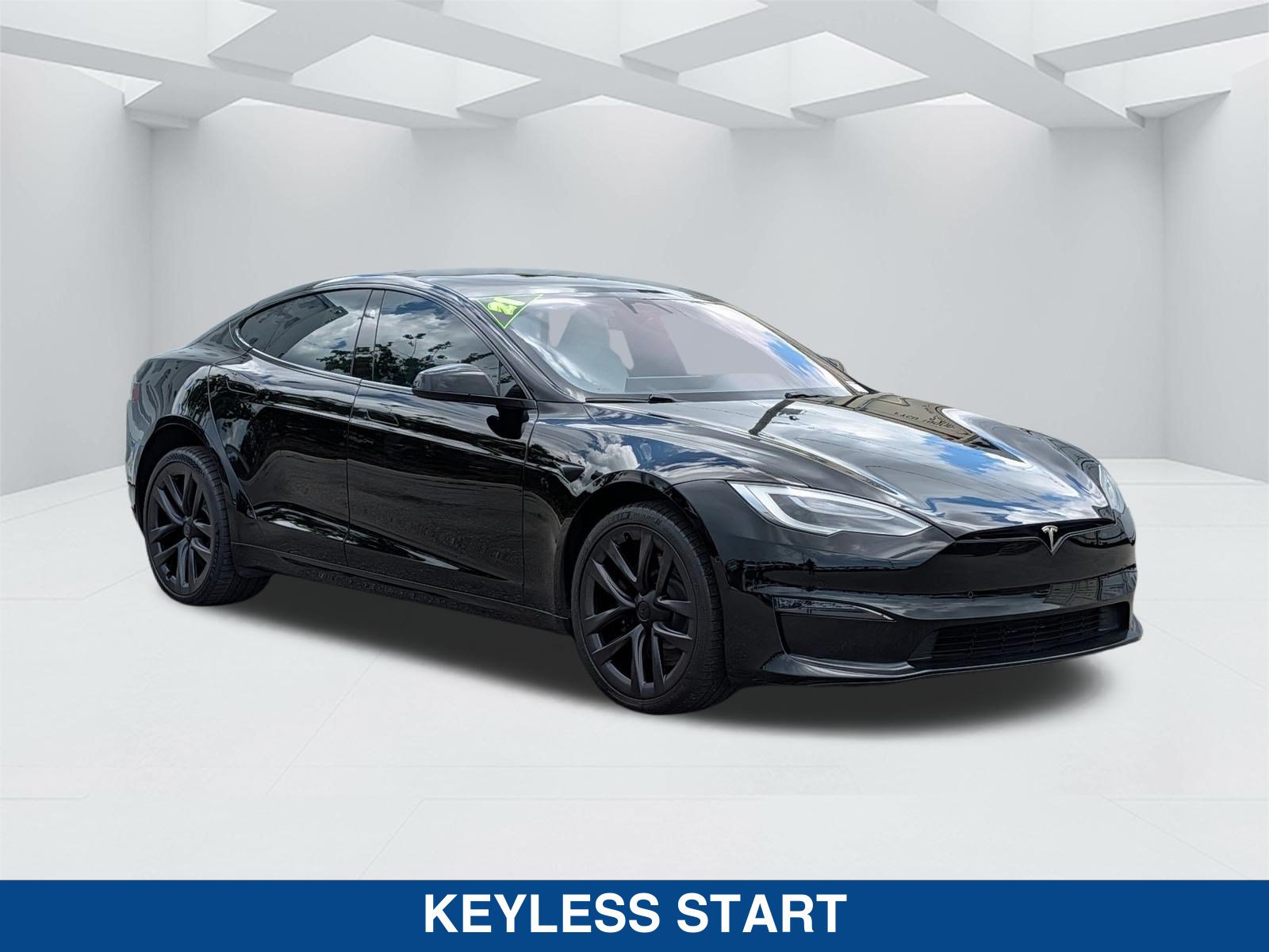 Used 2021 Tesla Model S Plaid AWD/4WD video 3