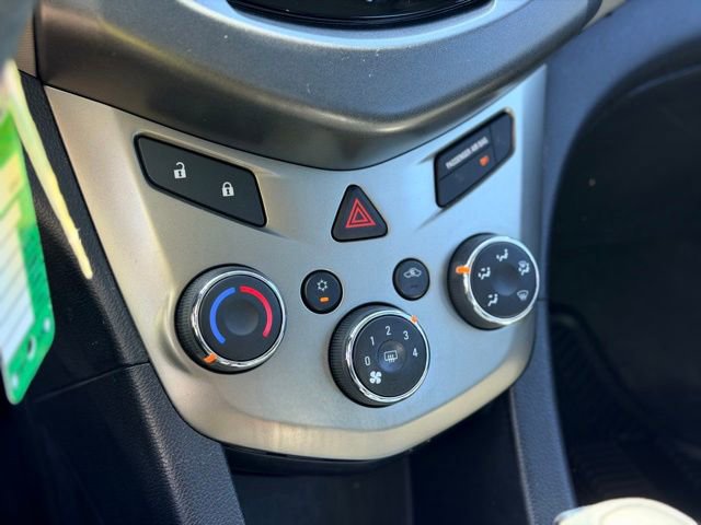 Used 2015 Chevrolet Sonic LT FWD image 9