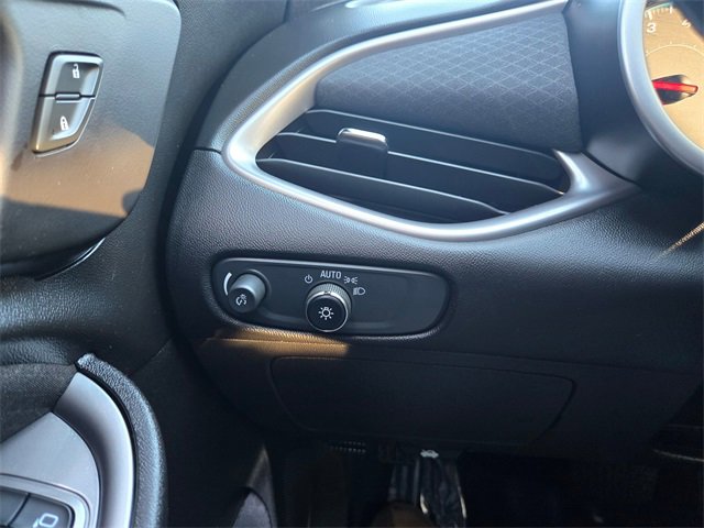 Used 2020 Chevrolet Malibu LS image 30