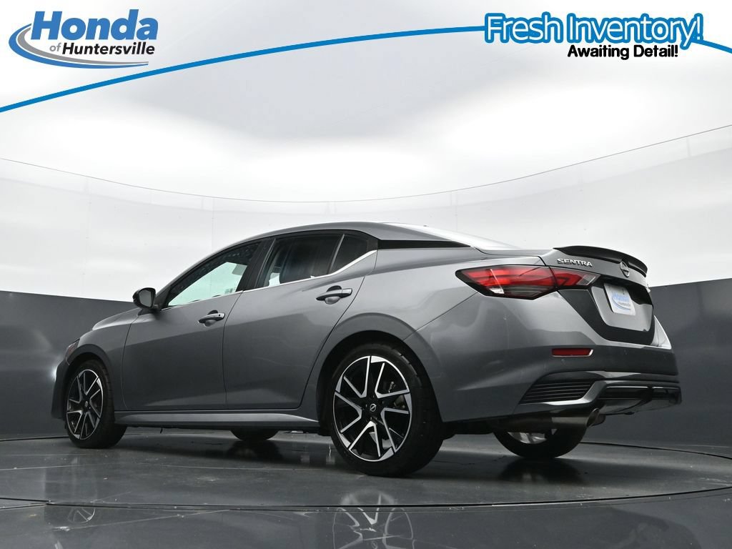 Used 2025 Nissan Sentra SR FWD image 42