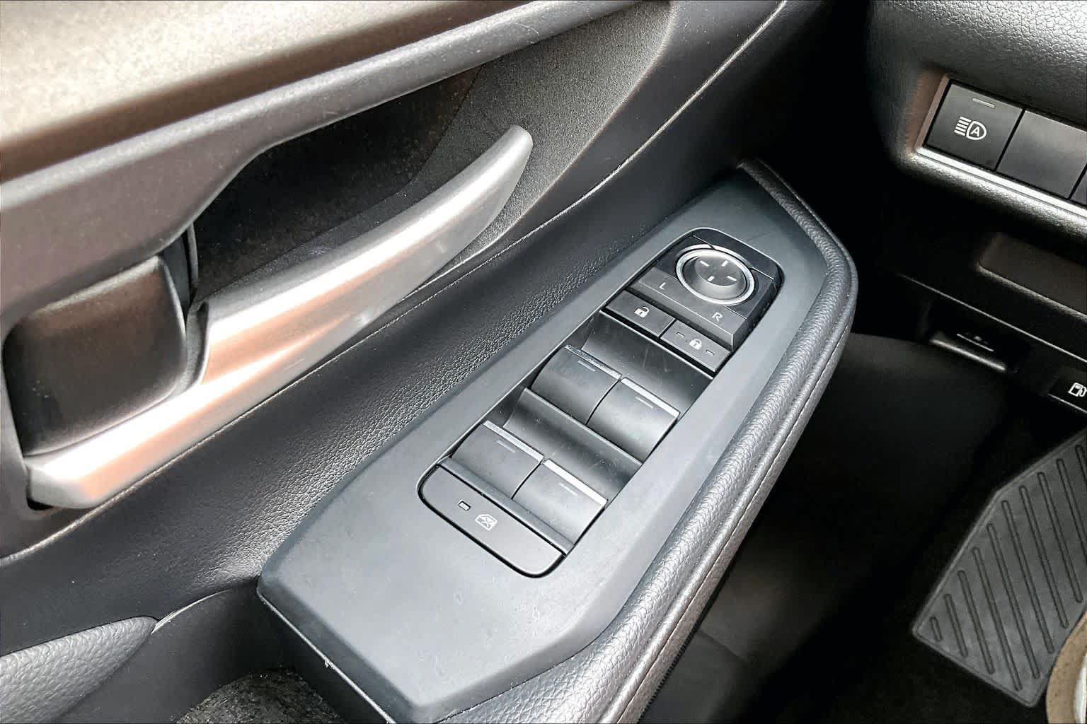 Certified 2026 Toyota Grand Highlander FWD image 33