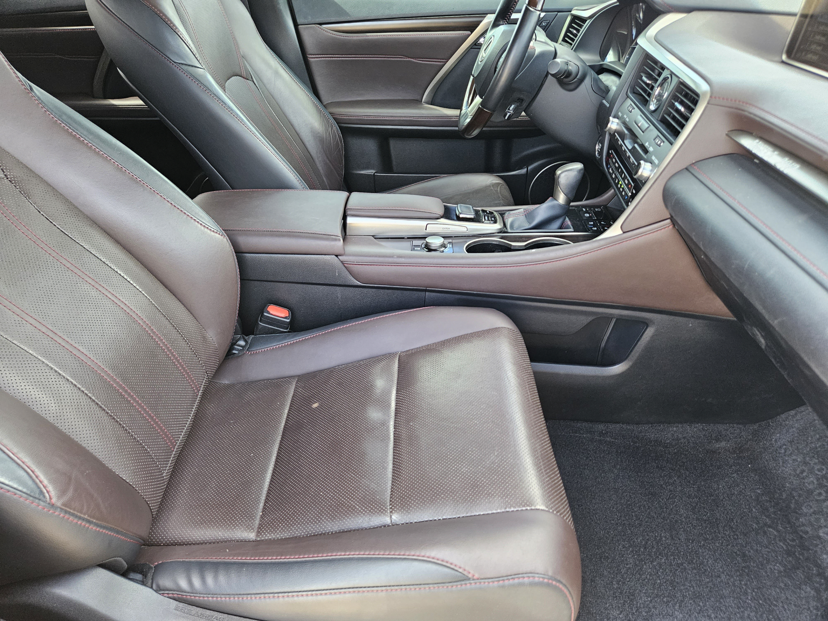 Used 2018 Lexus RX 350L FWD image 13
