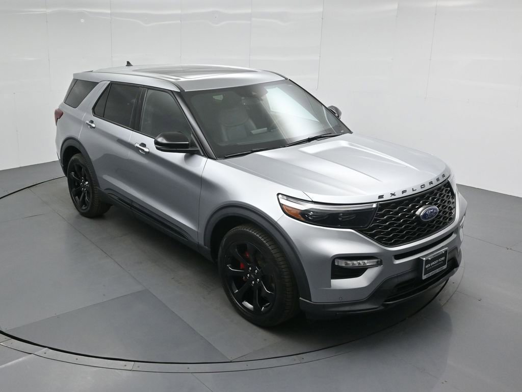 Certified 2022 Ford Explorer ST w/ Equipment Group 401A image 41