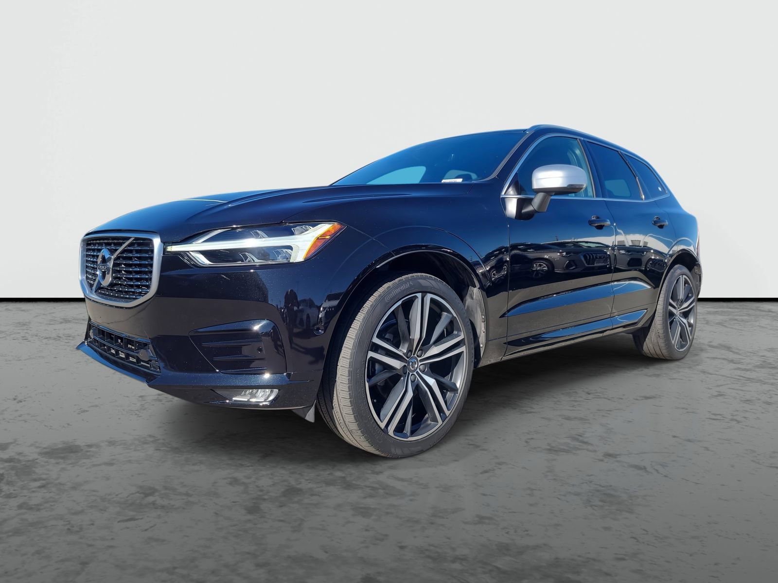 Used 2019 Volvo XC60 T5 R-Design w/ Protection Package Premier image 2
